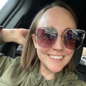 Meet your Posher, Kayla